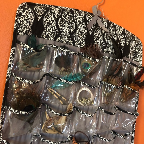 Double Sided Jewelry Storage Organizer Hanger - Picture 2 of 4